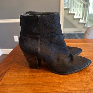 Lucky Brand Calf Hair Booties | Women’s 8.5 | Back Zipper